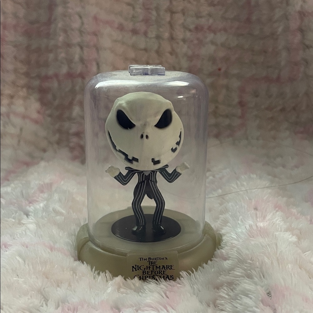Disney Nightmare Before Christmas Figurine Set - Jack & Sally - Picture 2 of 5